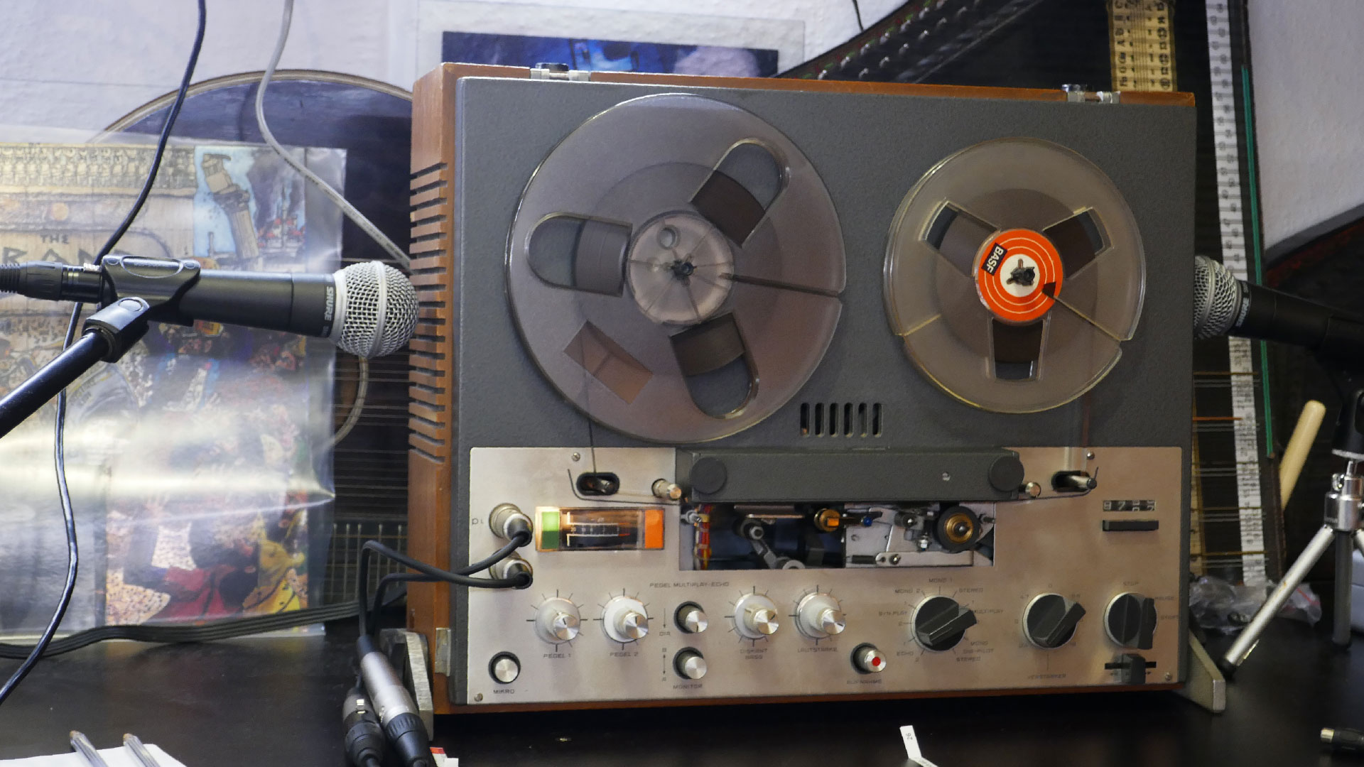 2025-04-24 2 Spieluhren Aufnehmen Tape 21.1 (Kompositon, Remix)